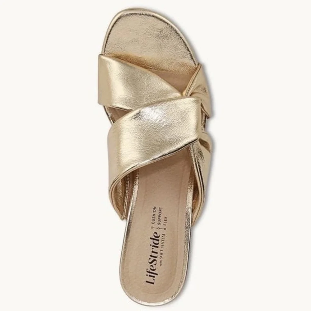 LifeStride Nori Platino Metallic Gold Kitten Heel Dress Sandal Womens Sz 6W Wide